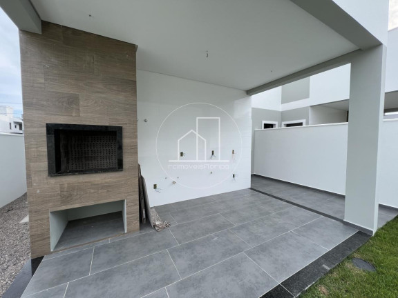 Imagem Casa com 3 Quartos à Venda, 150 m² em São João Do Rio Vermelho - Florianópolis Imagem Casa com 3 Quartos à Venda, 150 m² em São João Do Rio Vermelho - Florianópolis