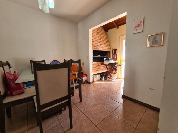 Imagem Casa com 2 Quartos à Venda, 95 m² em Hípica - Porto Alegre