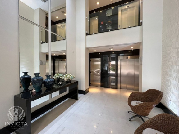 Imagem Apartamento com 3 Quartos à Venda, 136 m² em Centro - Balneário Camboriú Imagem Apartamento com 3 Quartos à Venda, 136 m² em Centro - Balneário Camboriú