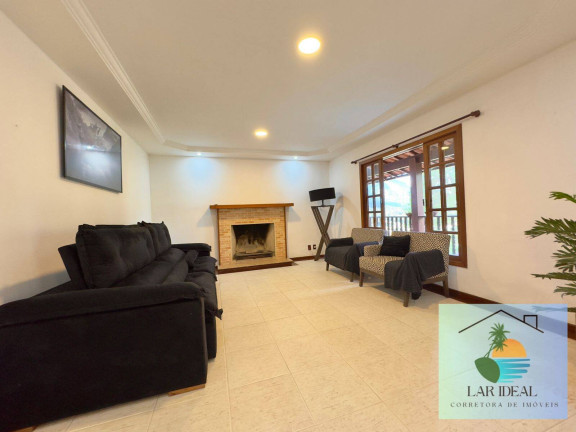 Imagem Casa com 4 Quartos à Venda, 2.200 m² em Albuquerque - Teresópolis