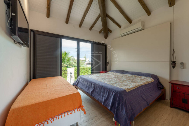 Imagem Casa com 4 Quartos à Venda, 267 m² em Maresias - São Sebastião Imagem Casa com 4 Quartos à Venda, 267 m² em Maresias - São Sebastião