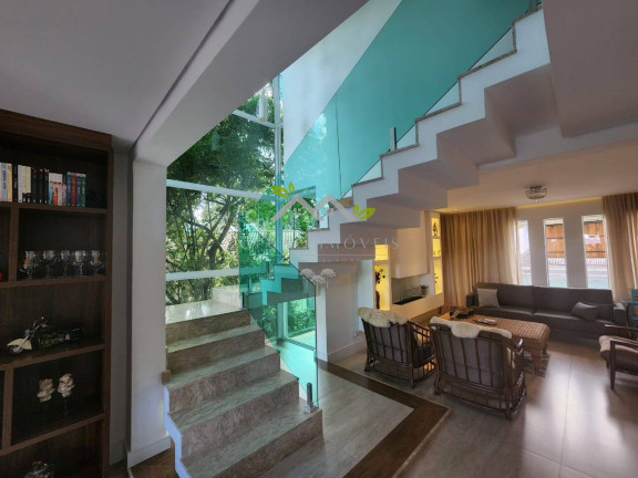 Imagem Casa com 3 Quartos à Venda, 450 m² em Alto Da Boa Vista - Campos Do Jordão Imagem Casa com 3 Quartos à Venda, 450 m² em Alto Da Boa Vista - Campos Do Jordão