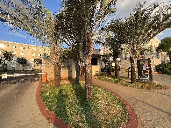 Imóvel com 2 Quartos à Venda, 44 m² em Conjunto Pontal - Uberaba