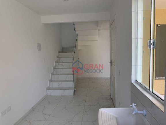 Imagem Sobrado com 2 Quartos à Venda, 59 m² em Tatuquara - Curitiba Imagem Sobrado com 2 Quartos à Venda, 59 m² em Tatuquara - Curitiba