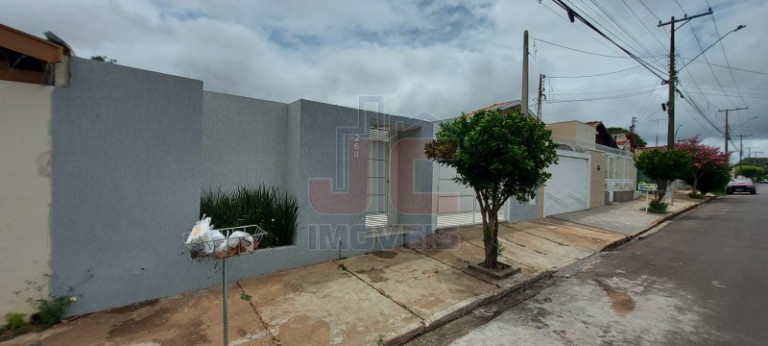Casa com 3 Quartos à Venda,  em Marilia - Ribeirão Preto