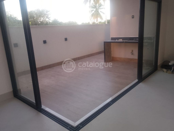 Imagem Casa de Condomínio com 3 Quartos à Venda, 240 m² em Cajupiranga - Parnamirim Imagem Casa de Condomínio com 3 Quartos à Venda, 240 m² em Cajupiranga - Parnamirim