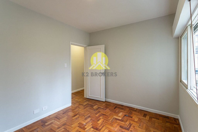 Imagem Apartamento com 3 Quartos à Venda, 135 m² em Itaim Bibi - São Paulo