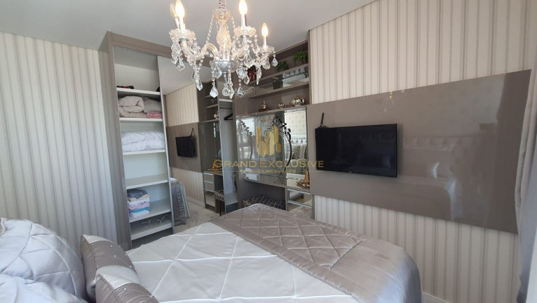 Imagem Apartamento com 3 Quartos à Venda, 130 m² em Centro - Balneário Camboriú Imagem Apartamento com 3 Quartos à Venda, 130 m² em Centro - Balneário Camboriú