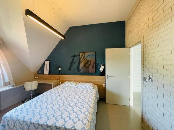 Imagem Casa com 8 Quartos à Venda, 700 m² em Cachoeira Do Bom Jesus - Florianópolis