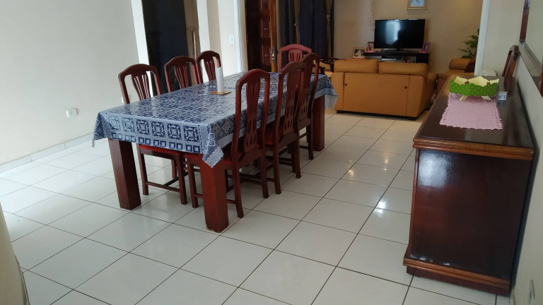Imagem Casa com 5 Quartos à Venda,  em Eldorado - Diadema