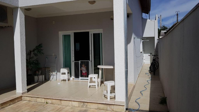 Imagem Casa com 3 Quartos à Venda, 245 m² em Vila Santo Antônio - Votorantim Imagem Casa com 3 Quartos à Venda, 245 m² em Vila Santo Antônio - Votorantim