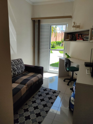Imagem Casa com 3 Quartos à Venda, 125 m² em Horto Florestal - Sorocaba