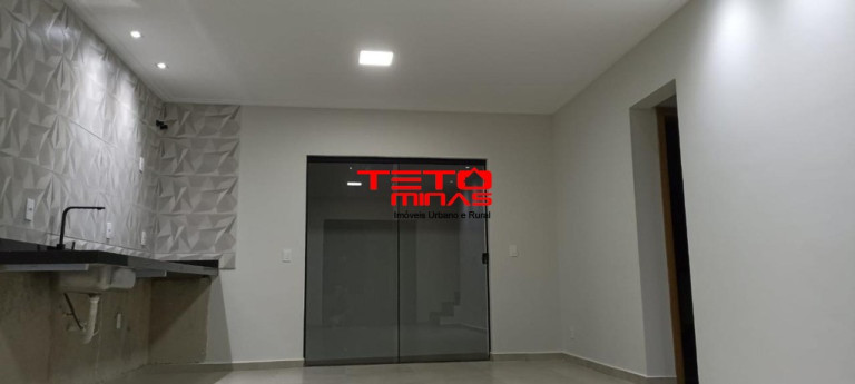 Casa com 2 Quartos à Venda, 82 m² em Jardim São Lourenço - Senhora De Oliveira
