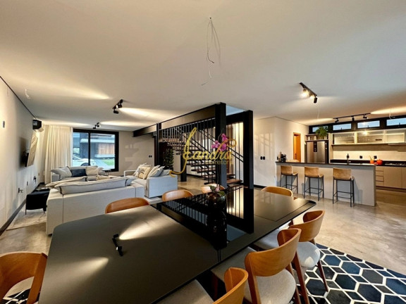 Imagem Casa de Condomínio com 4 Quartos à Venda, 278 m² em Centro - Xangri-la