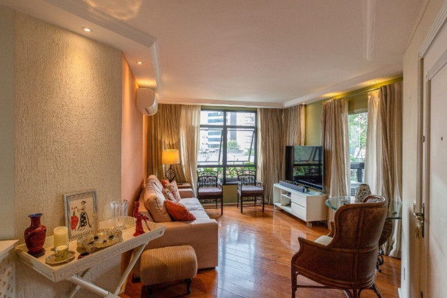 Imagem Apartamento com 3 Quartos à Venda, 140 m² em Vila Nova Conceição - São Paulo