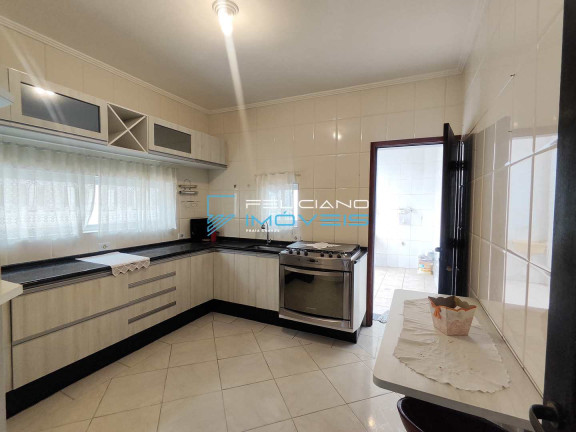 Imagem Casa com 3 Quartos à Venda, 196 m² em Guilhermina - Praia Grande