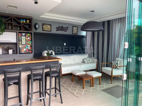 Imagem Sobrado com 3 Quartos à Venda, 220 m² em Centro - Navegantes Imagem Sobrado com 3 Quartos à Venda, 220 m² em Centro - Navegantes