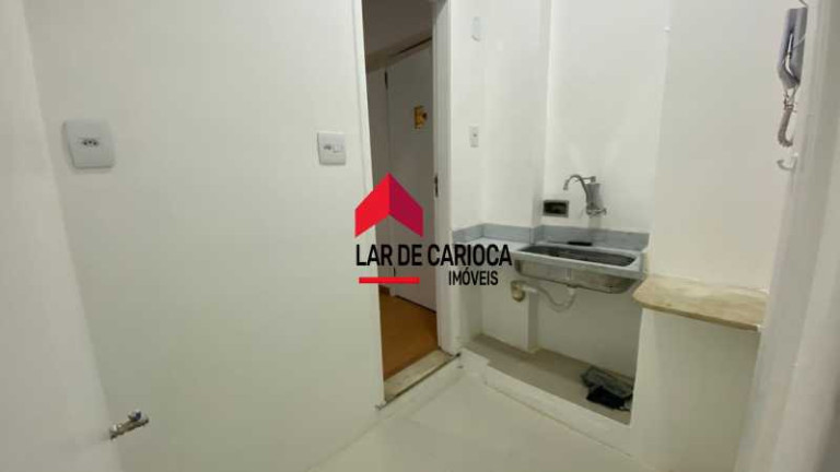 Imagem Apartamento com 1 Quarto à Venda, 65 m² em Copacabana - Rio De Janeiro