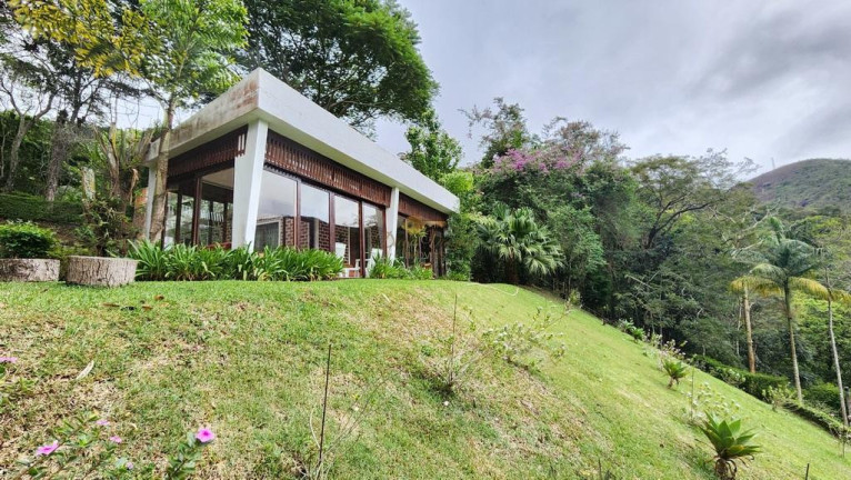 Imagem Casa com 5 Quartos à Venda, 150 m² em Três Córregos - Teresópolis Imagem Casa com 5 Quartos à Venda, 150 m² em Três Córregos - Teresópolis