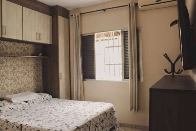 Imagem Apartamento com 3 Quartos à Venda, 280 m² em Tupi - Praia Grande