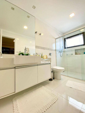 Imagem Apartamento com 5 Quartos à Venda, 216 m² em Pitangueiras - Guarujá