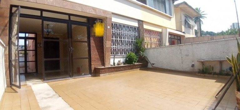 Imagem Casa com 3 Quartos à Venda, 275 m² em Vila Belmiro - Santos Imagem Casa com 3 Quartos à Venda, 275 m² em Vila Belmiro - Santos