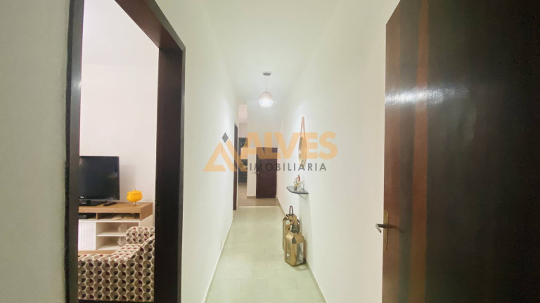 Imagem Casa com 4 Quartos à Venda, 200 m² em Capuchinhos - Feira De Santana