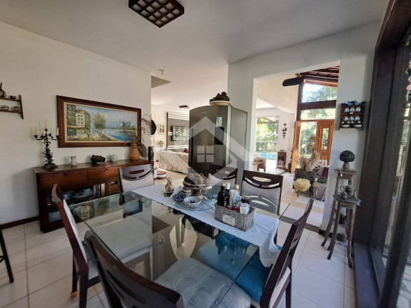 Imagem Casa com 4 Quartos à Venda, 300 m² em Vargem Grande - Rio De Janeiro