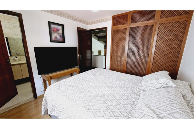 Imagem Casa com 3 Quartos à Venda, 535 m² em Vila Suzana - São Paulo Imagem Casa com 3 Quartos à Venda, 535 m² em Vila Suzana - São Paulo