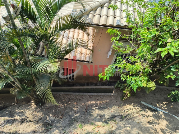 Imagem Casa de Condomínio com 3 Quartos à Venda, 700 m² em Badu - Niterói