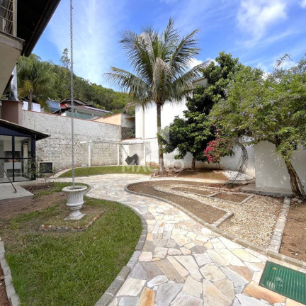 Imagem Casa com 3 Quartos à Venda, 229 m² em Vila Nova - Jaraguá Do Sul