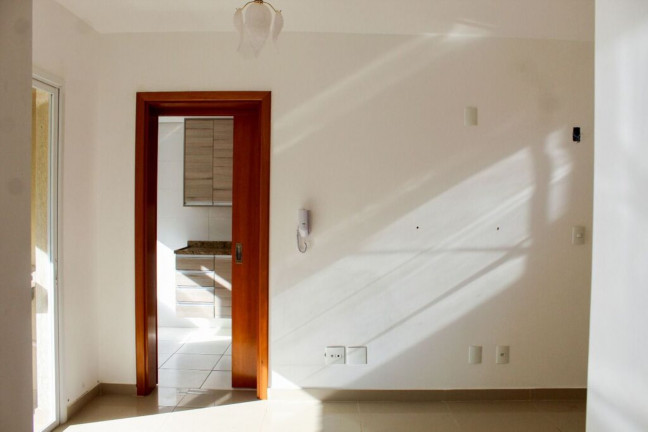 Imagem Imóvel com 2 Quartos à Venda, 57 m² em Vila Nova - Porto Alegre Imagem Imóvel com 2 Quartos à Venda, 57 m² em Vila Nova - Porto Alegre
