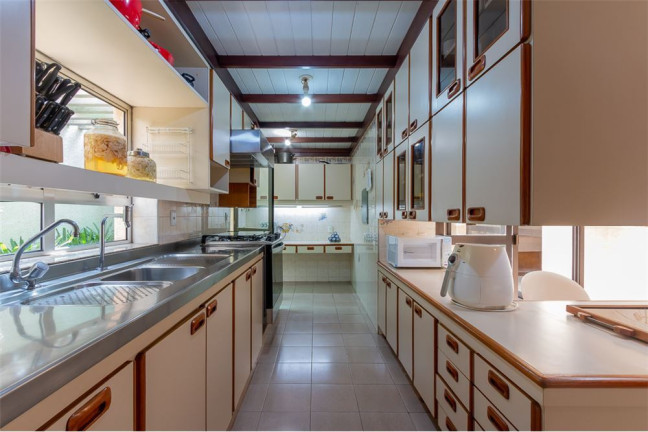 Imagem Casa com 7 Quartos à Venda, em Pacaembu - São Paulo Imagem Casa com 7 Quartos à Venda, em Pacaembu - São Paulo