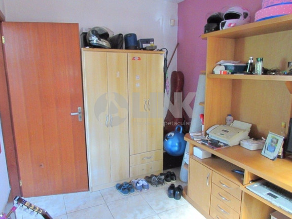 Imagem Casa com 4 Quartos à Venda, 200 m² em Jardim Carvalho - Porto Alegre