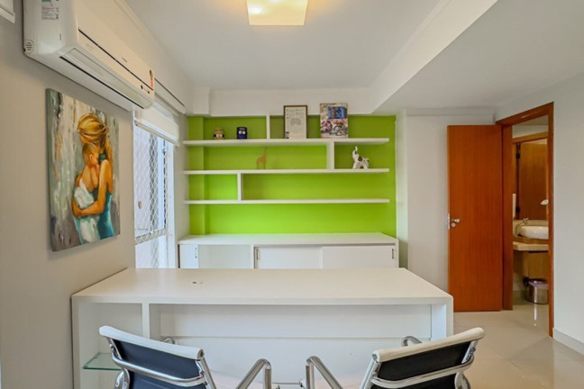 Imagem Sala Comercial à Venda, 34 m² em Petrópolis - Porto Alegre Imagem Sala Comercial à Venda, 34 m² em Petrópolis - Porto Alegre