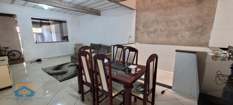 Casa com 3 Quartos à Venda, 220 m² em Ideal - Ipatinga
