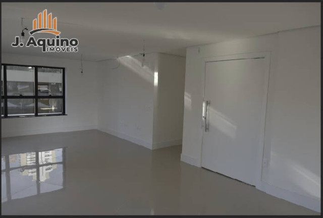 Imagem Apartamento com 4 Quartos à Venda, 254 m² em Meireles - Fortaleza Imagem Apartamento com 4 Quartos à Venda, 254 m² em Meireles - Fortaleza