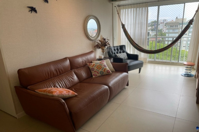 Imagem Apartamento com 3 Quartos à Venda, 135 m² em Jardim Lindóia - Porto Alegre