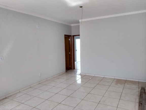 Imagem Casa com 2 Quartos à Venda, 60 m² em Bauru