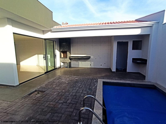 Imagem Casa com 2 Quartos à Venda, 125 m² em Parque Avenida - Maringá