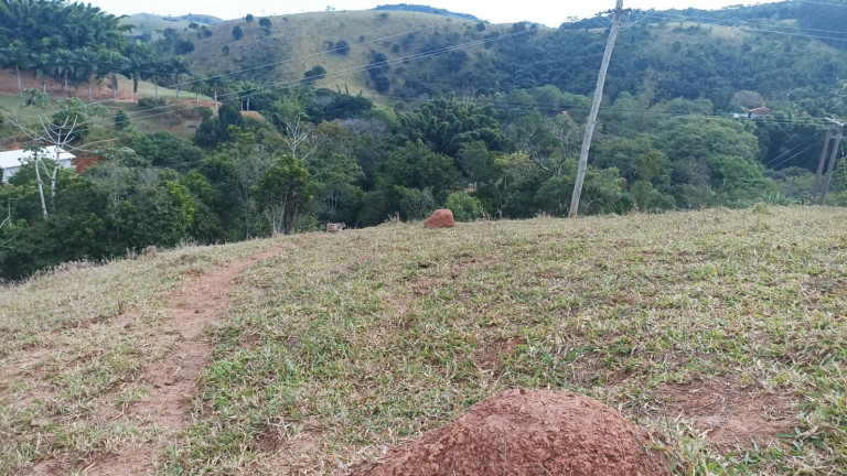 Imagem Chácara com 3 Quartos à Venda, 300 m² em Vila Amelia - Paraibuna Imagem Chácara com 3 Quartos à Venda, 300 m² em Vila Amelia - Paraibuna