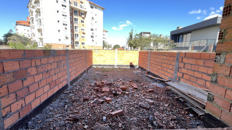 Imagem Sobrado com 3 Quartos à Venda, 167 m² em Igara - Canoas Imagem Sobrado com 3 Quartos à Venda, 167 m² em Igara - Canoas