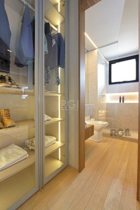 Imagem Apartamento com 3 Quartos à Venda, 151 m² em Menino Deus - Porto Alegre Imagem Apartamento com 3 Quartos à Venda, 151 m² em Menino Deus - Porto Alegre
