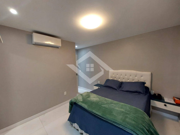 Imagem Casa com 3 Quartos à Venda, 220 m² em Paciência - Rio De Janeiro Imagem Casa com 3 Quartos à Venda, 220 m² em Paciência - Rio De Janeiro