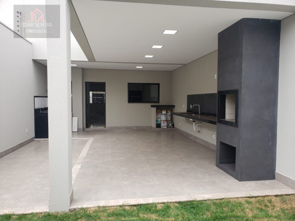 Imagem Casa com 3 Quartos à Venda, 210 m² em Jardim Jacyra - Americana