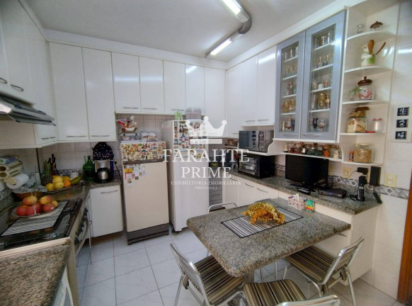 Imagem Casa com 6 Quartos à Venda,  em Embaré - Santos