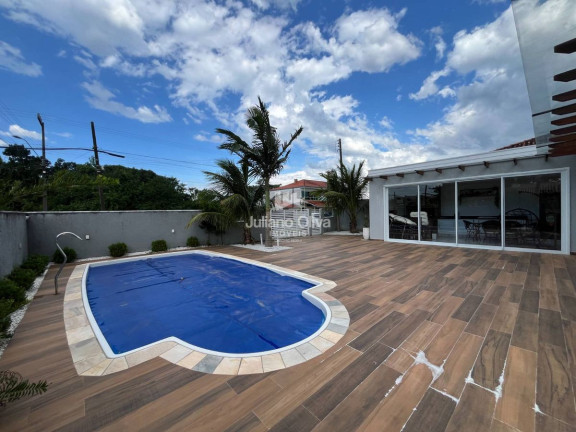 Imagem Casa com 3 Quartos à Venda, 99 m² em Barra Do Sai - Itapoá