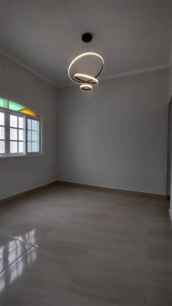 Imagem Casa com 2 Quartos à Venda, 45 m² em Jardim Imperador - Praia Grande