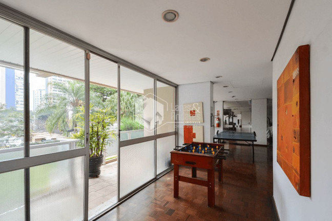Imagem Apartamento com 4 Quartos à Venda, 143 m² em Moema - São Paulo Imagem Apartamento com 4 Quartos à Venda, 143 m² em Moema - São Paulo