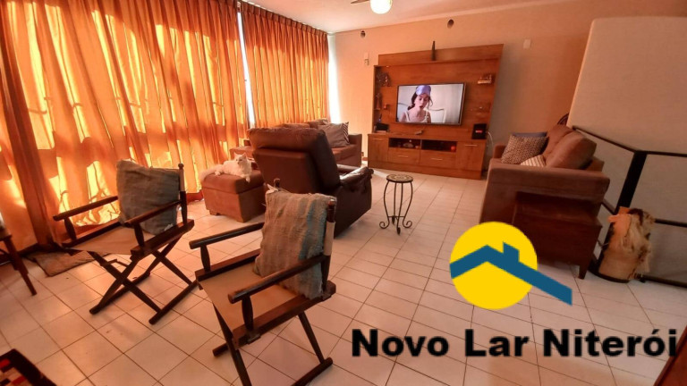 Imagem Casa com 4 Quartos à Venda, 240 m² em Centro - Niterói Imagem Casa com 4 Quartos à Venda, 240 m² em Centro - Niterói